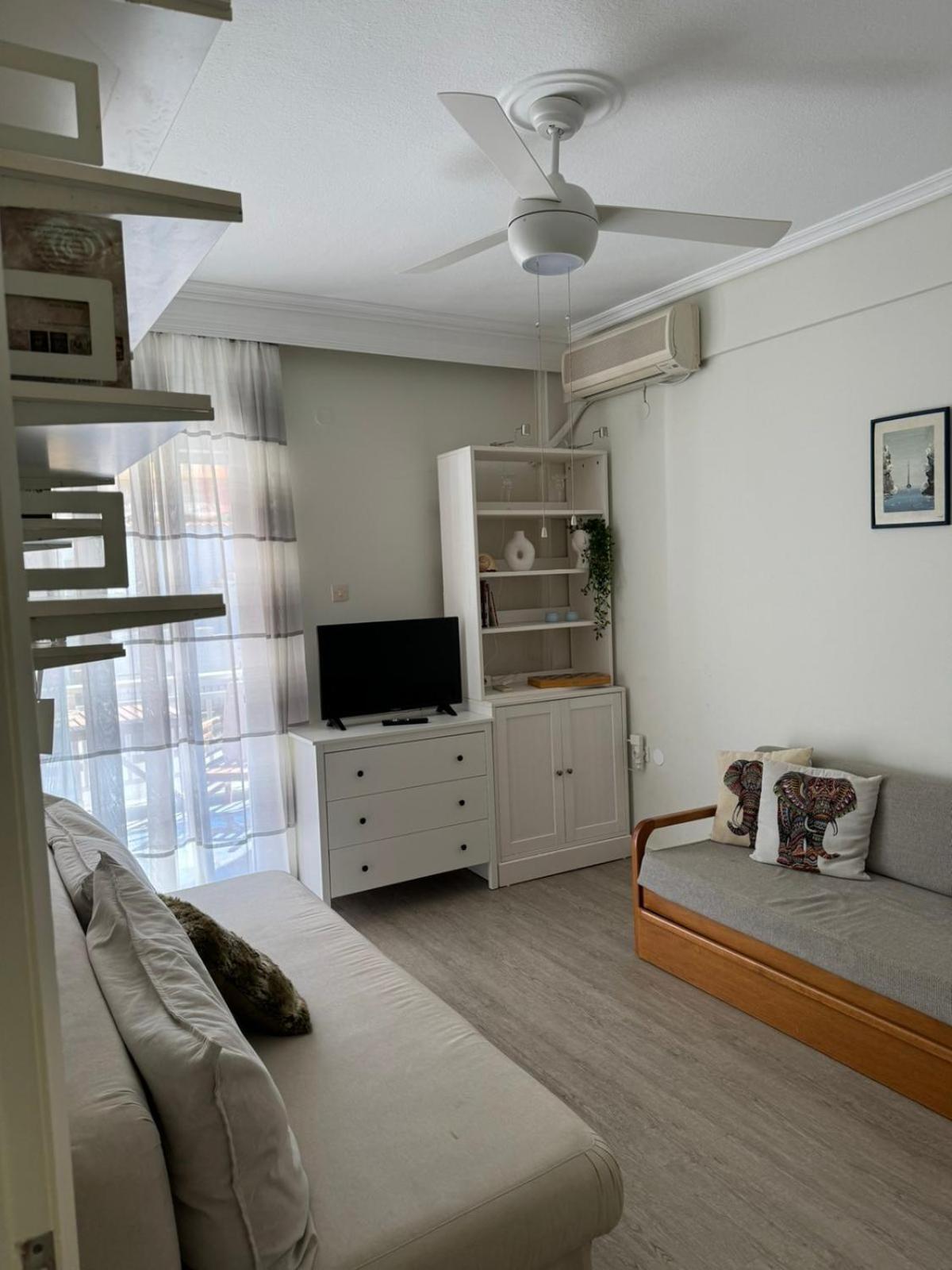 Grandma Mary'S Apartment Nea Playia 外观 照片